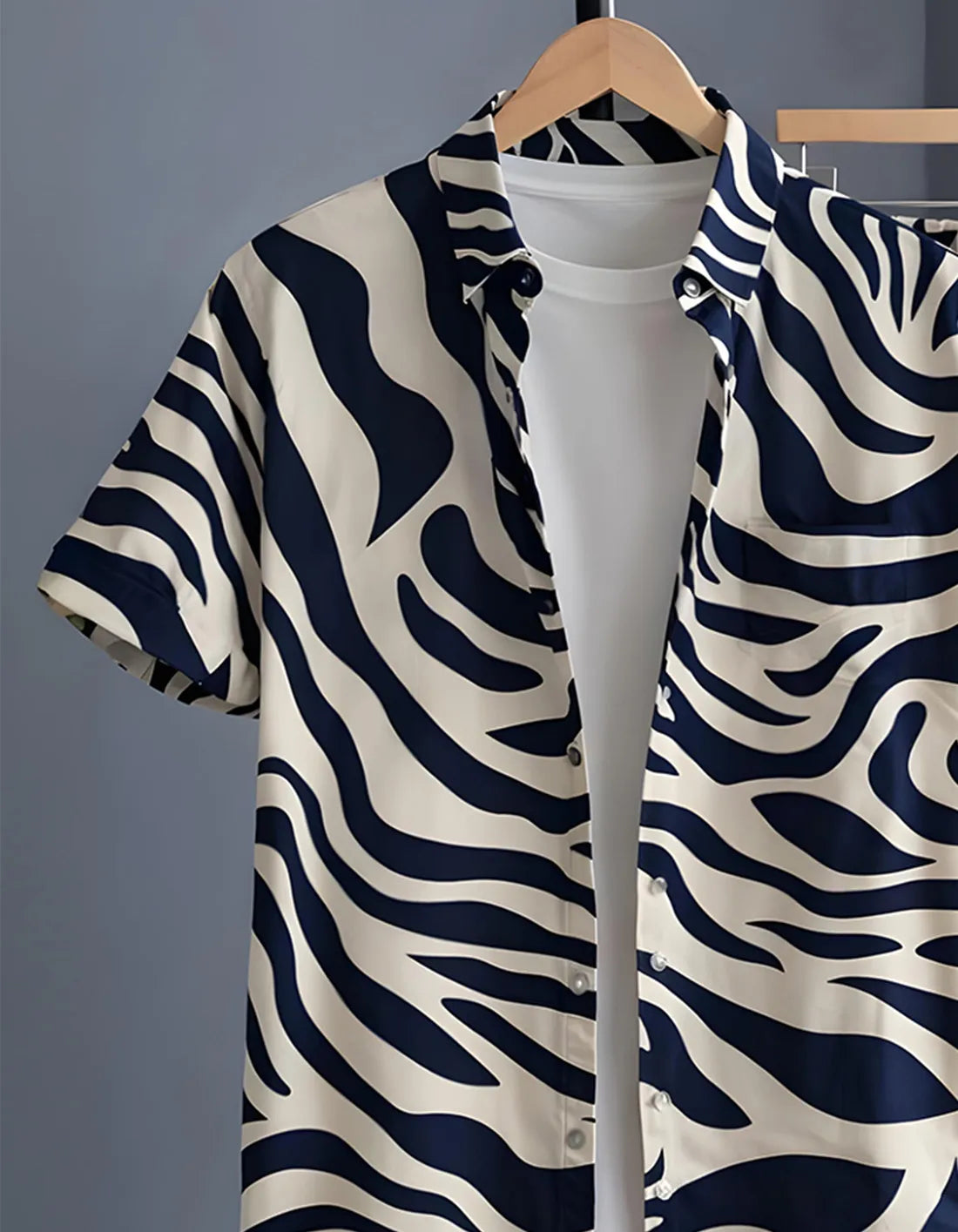 Ivory & Navy Zebra Wave Print Shirt with Relaxed Fit Matching Pants